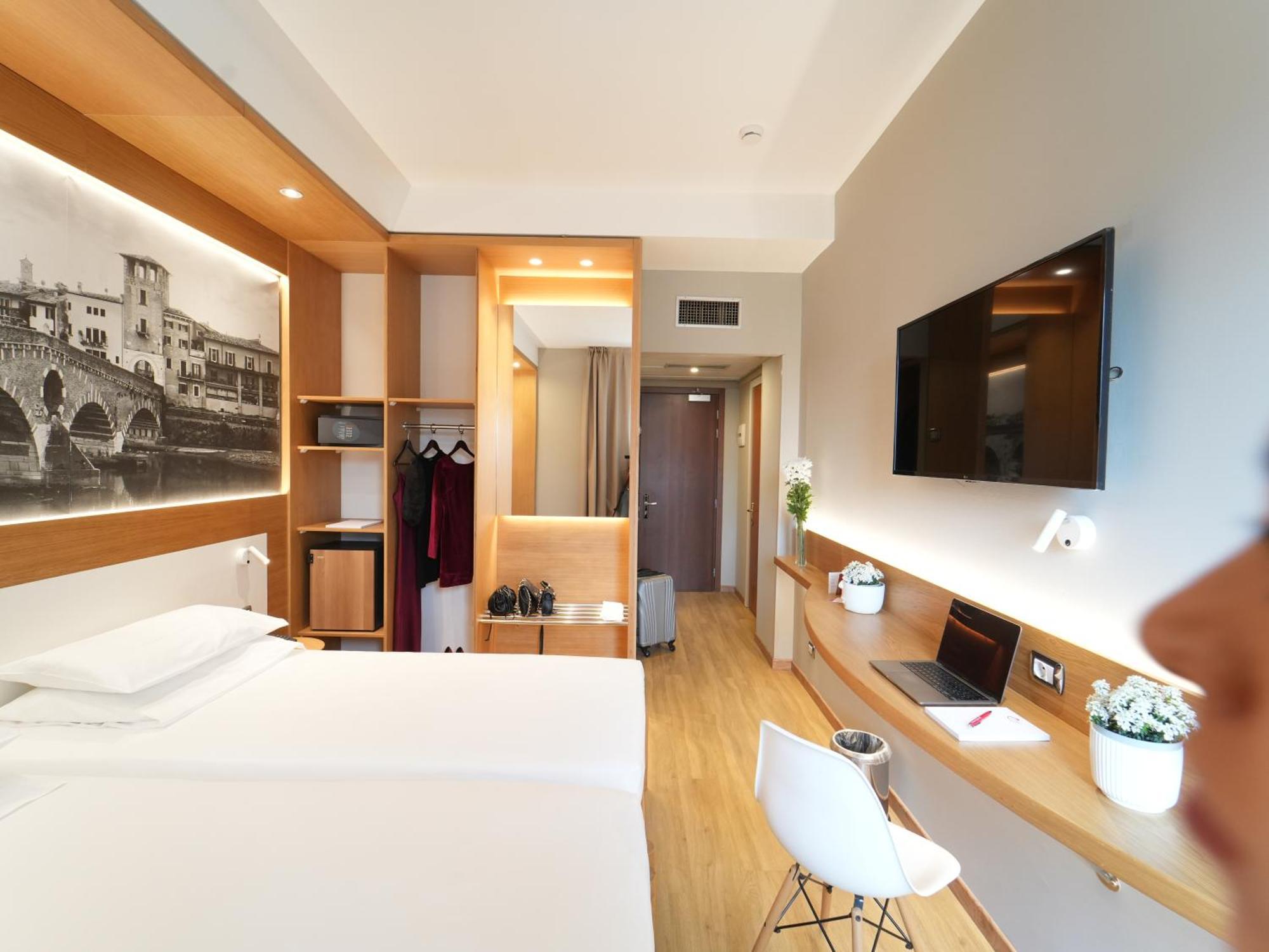 Hotel Cavallo Est Verona