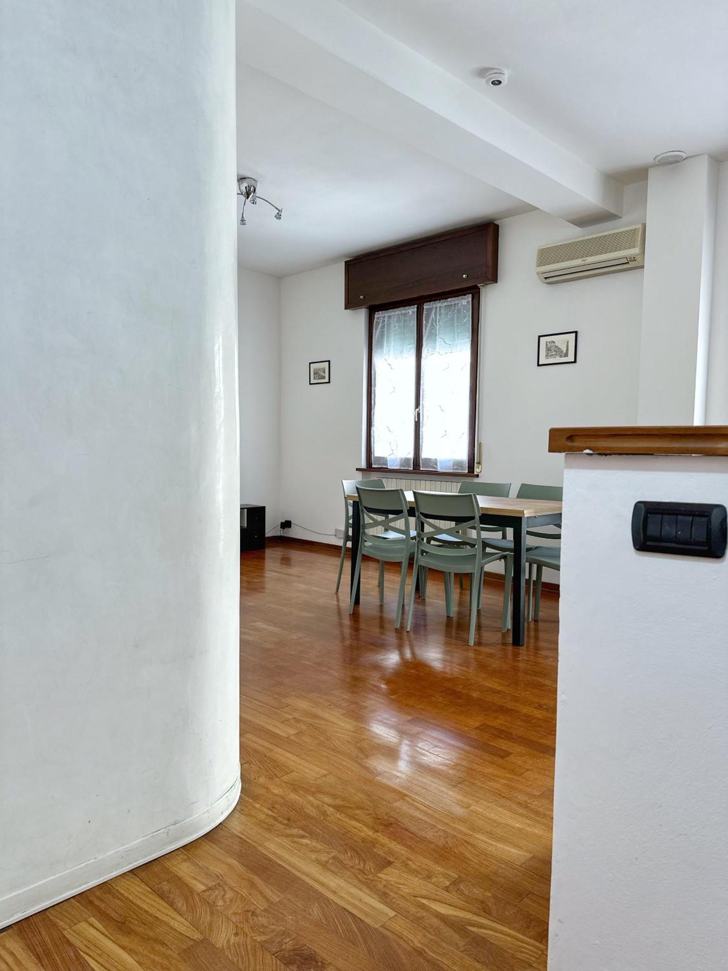 Parisi Centro Storico Apartment *