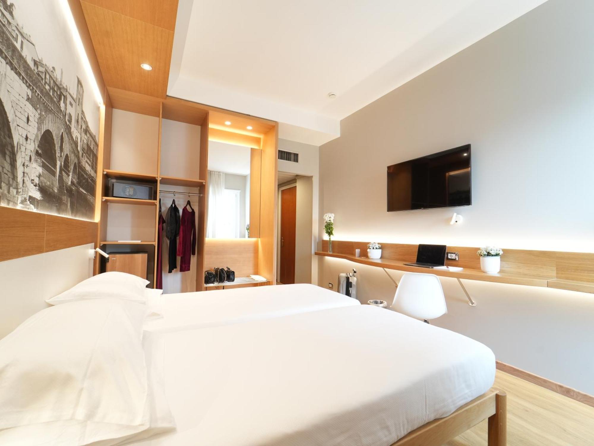 Hotel Cavallo Est 4*
