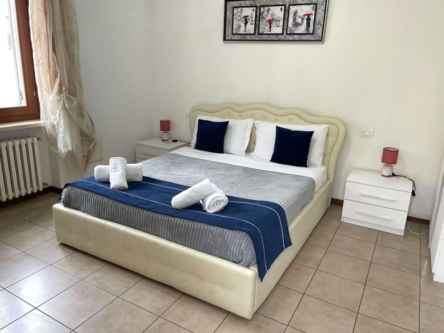 Flat Blue Apartment Verona