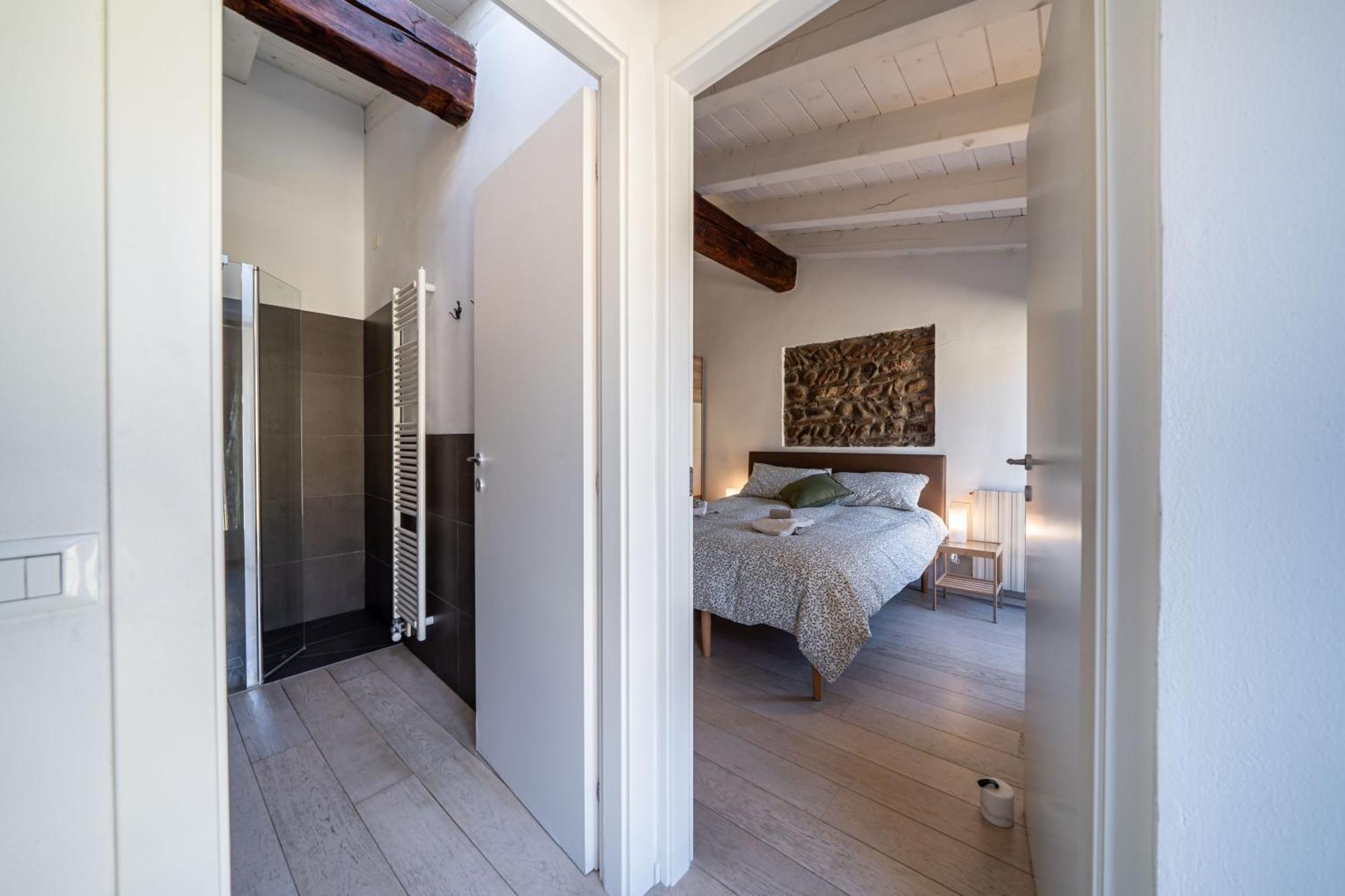 Casa Milu - Vicolo Satiro, Old Town Apartment Verona