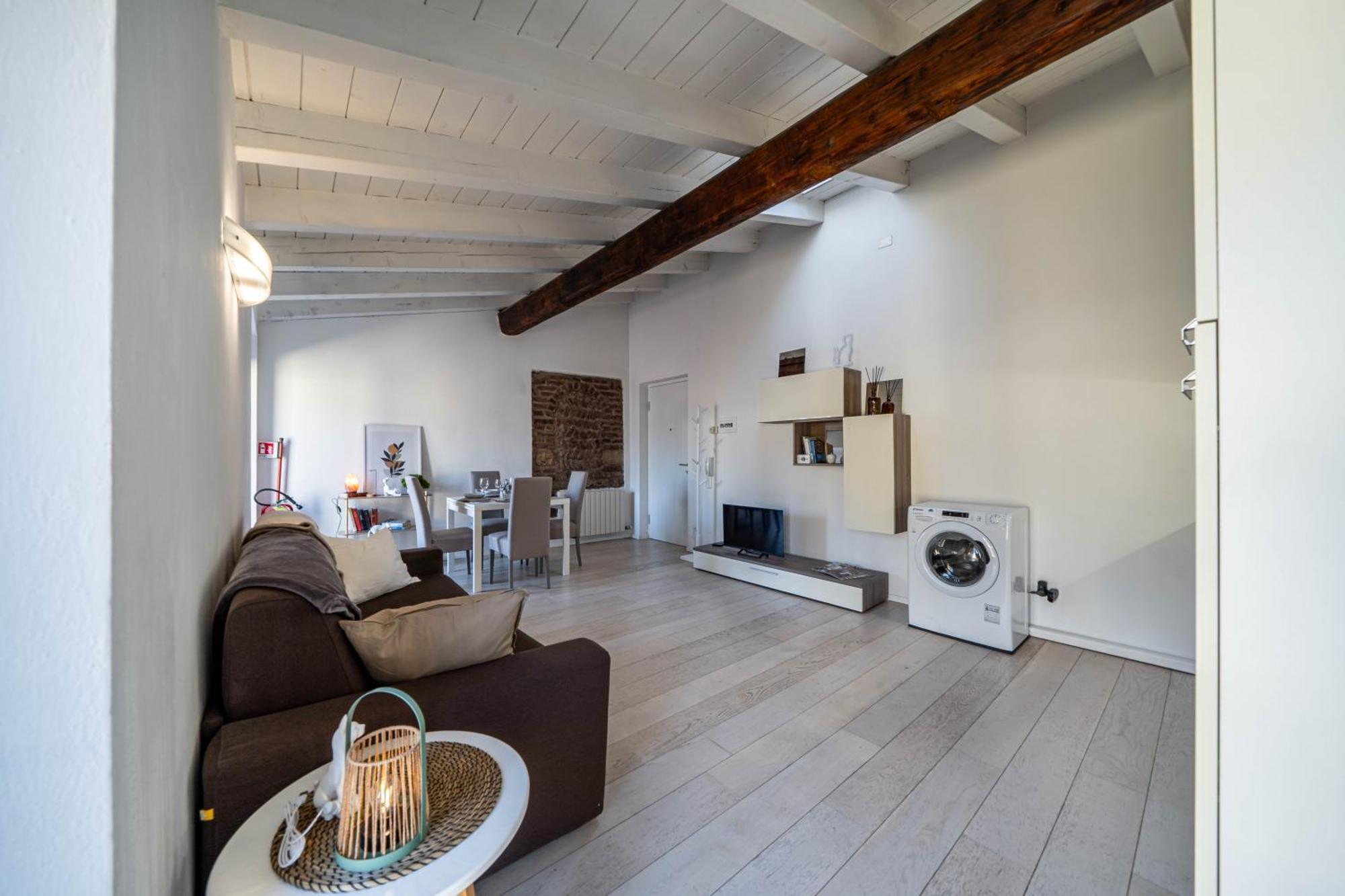 Casa Milu - Vicolo Satiro, Old Town Apartment