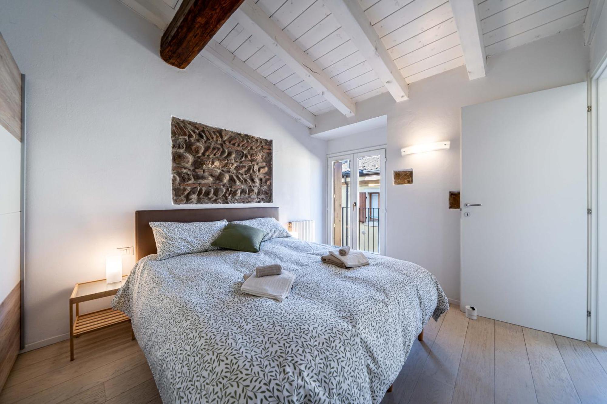 Casa Milu - Vicolo Satiro, Old Town Apartment Verona