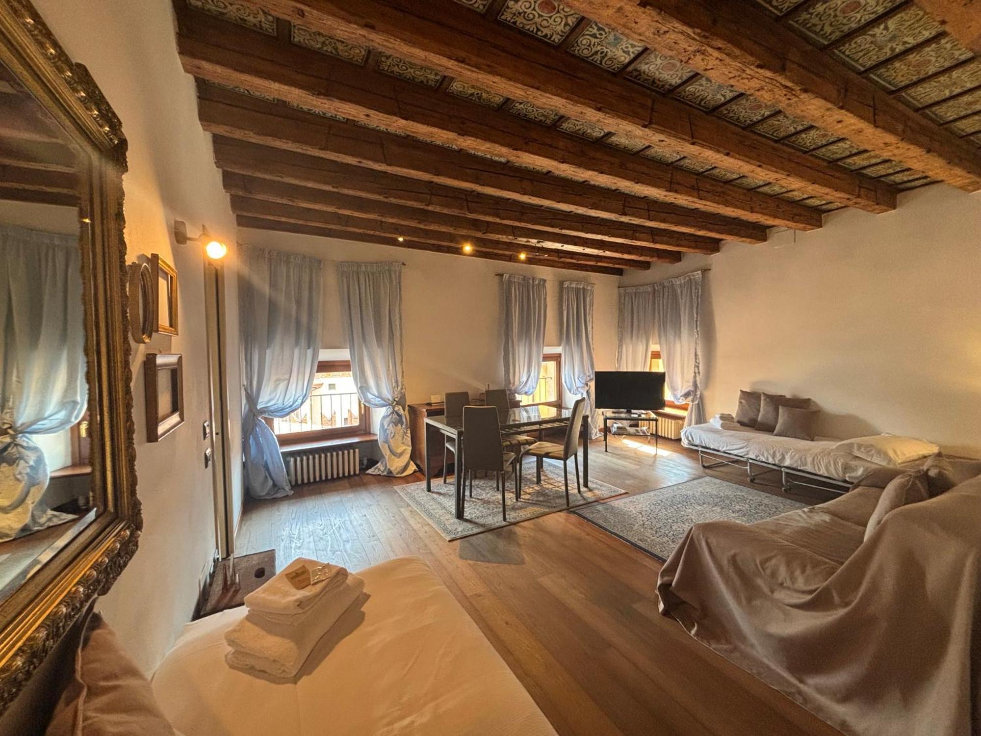 Piazza Erbe Appartement