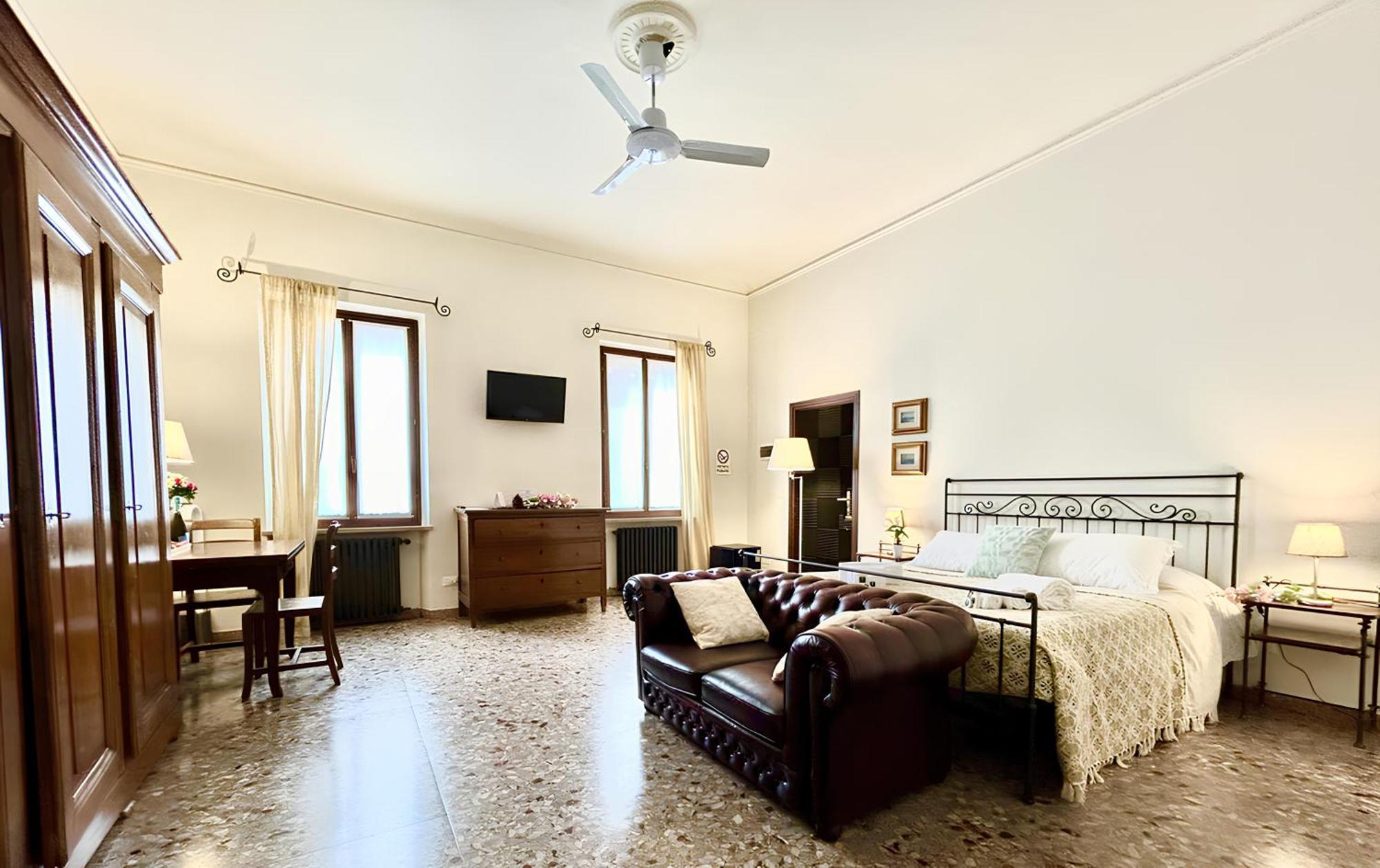 Elle Palace - Simply Elegant Gasthuis Verona