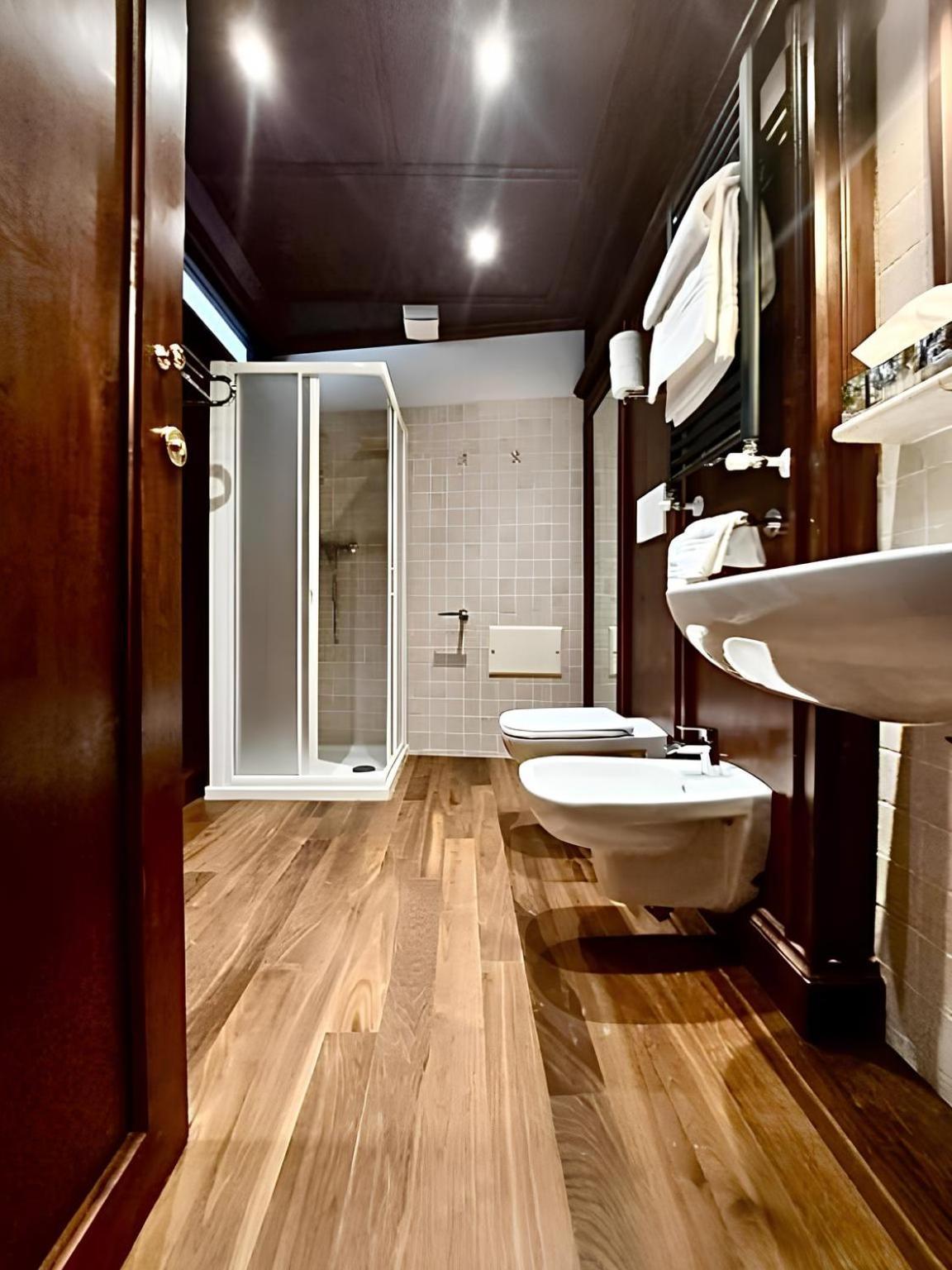 Gasthuis Elle Palace - Simply Elegant Verona
