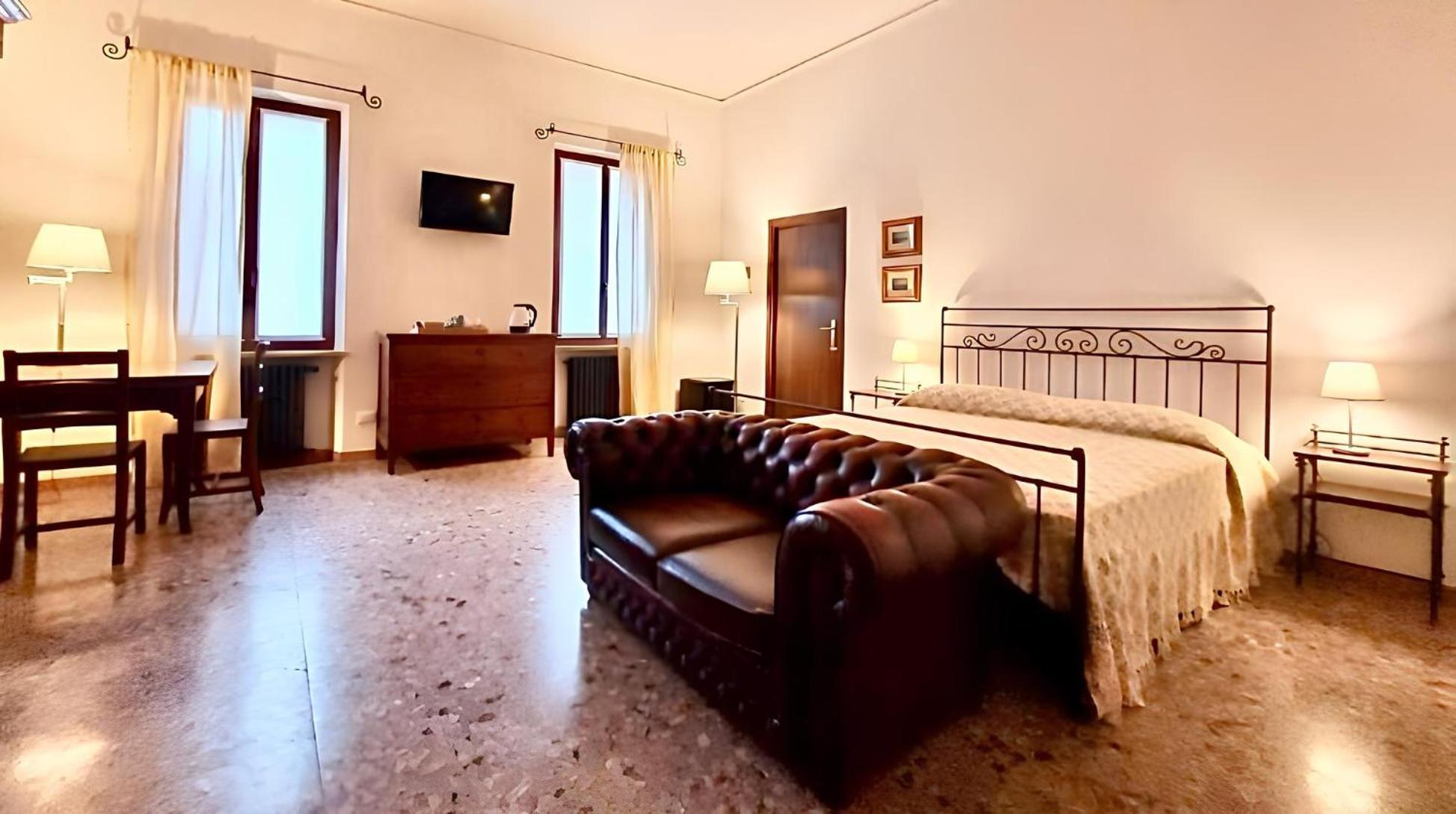 Gasthuis Elle Palace - Simply Elegant *