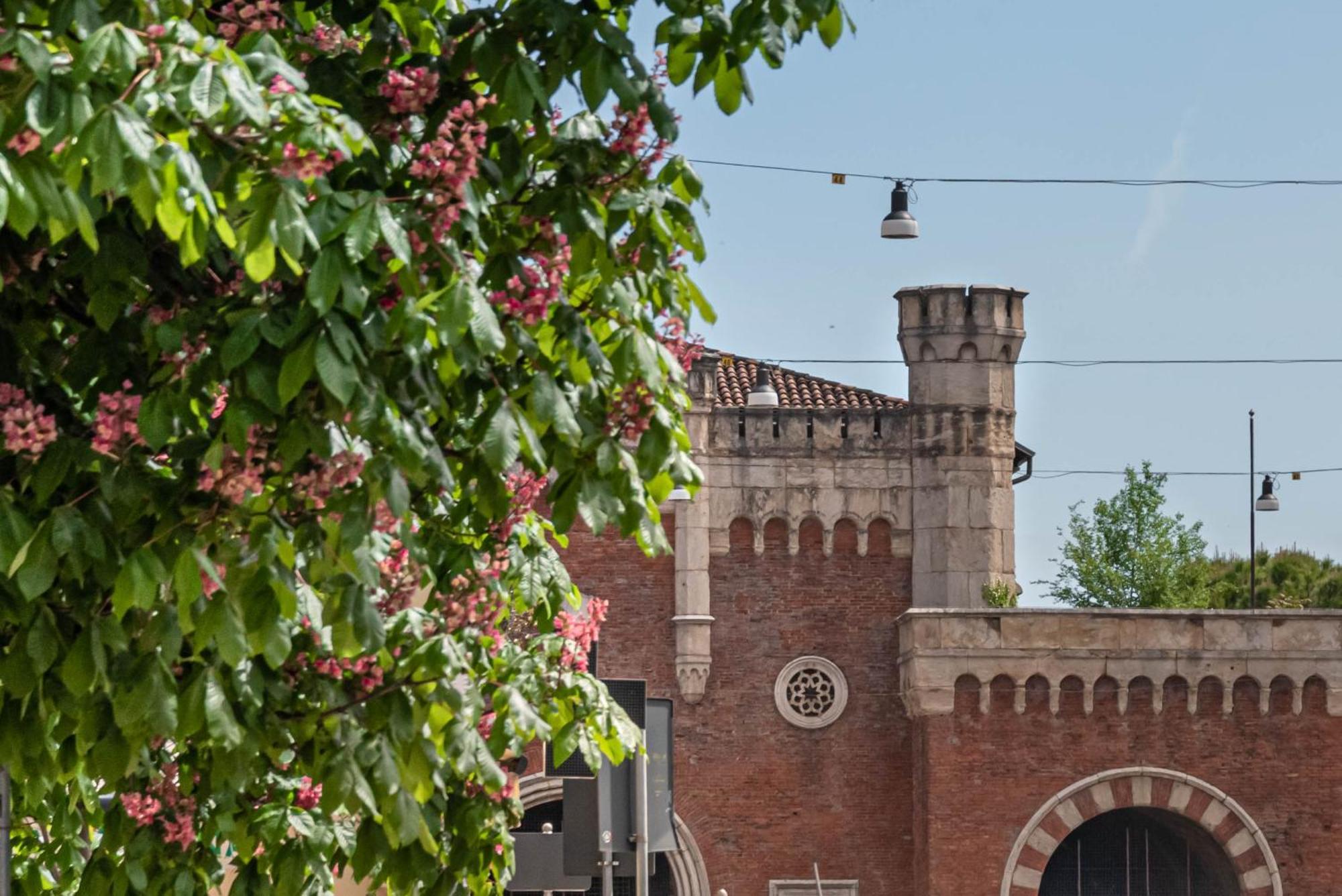 Huoneisto Italstay - Vescovo Elegant Courtyard Verona