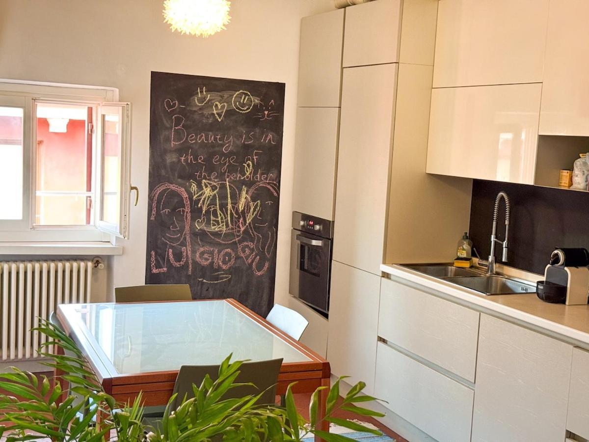 Apartment At Piazza Erbe Skyline View Free Parking *