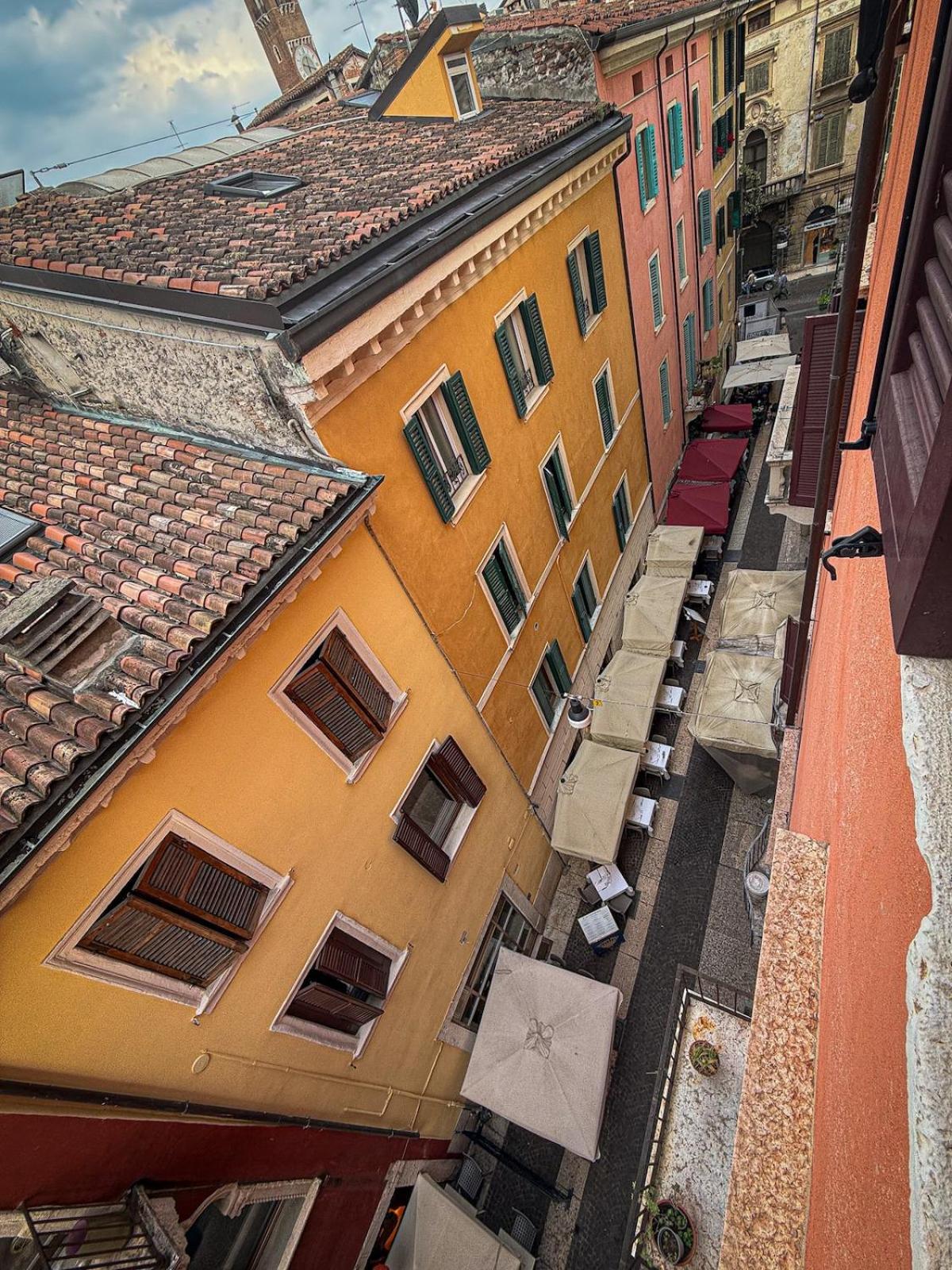 At Piazza Erbe Skyline View Free Parking Apartment Verona