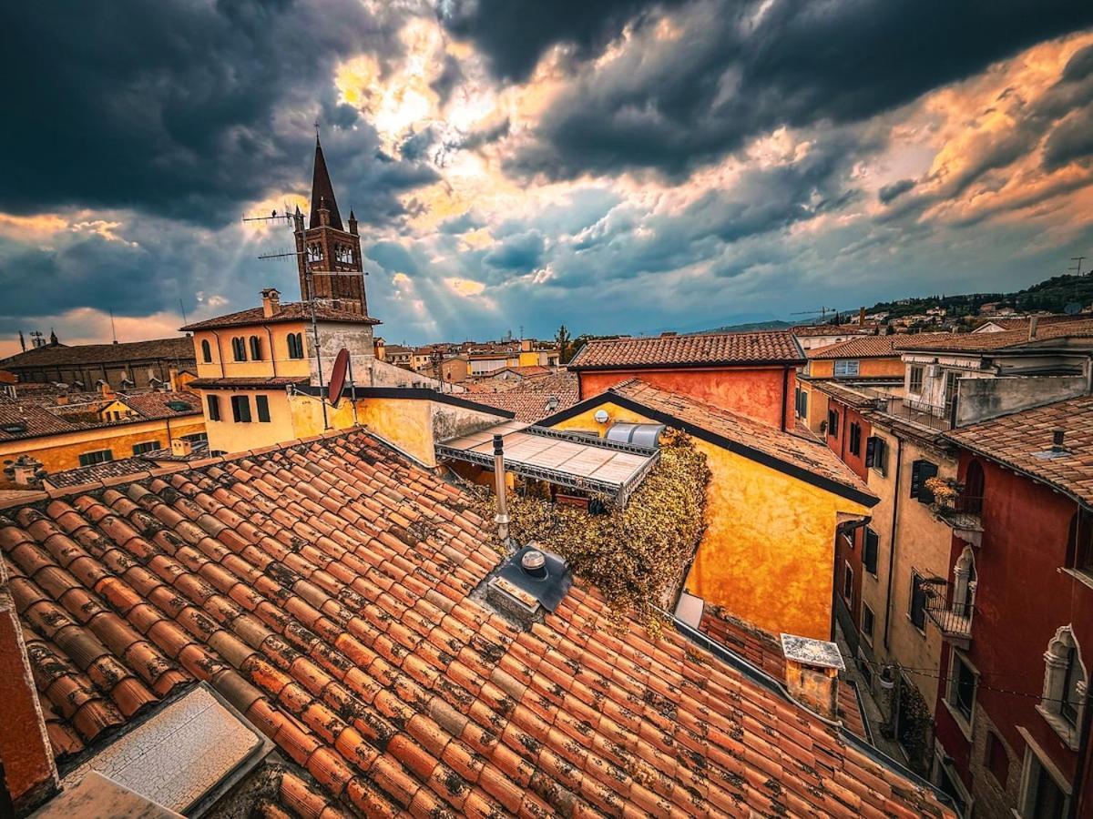 At Piazza Erbe Skyline View Free Parking Apartment Verona