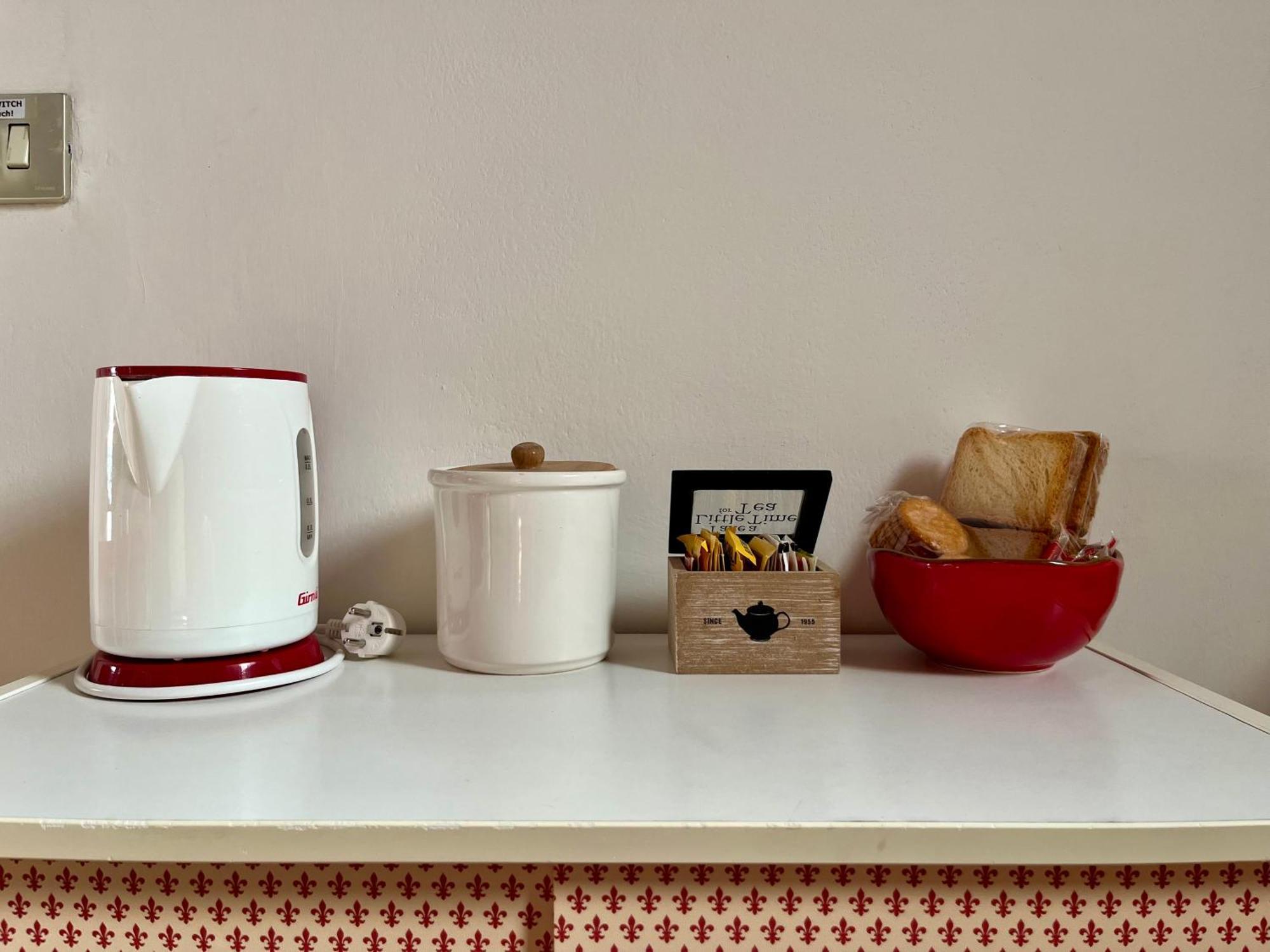 Bright, Cozy In The Heart Of *
