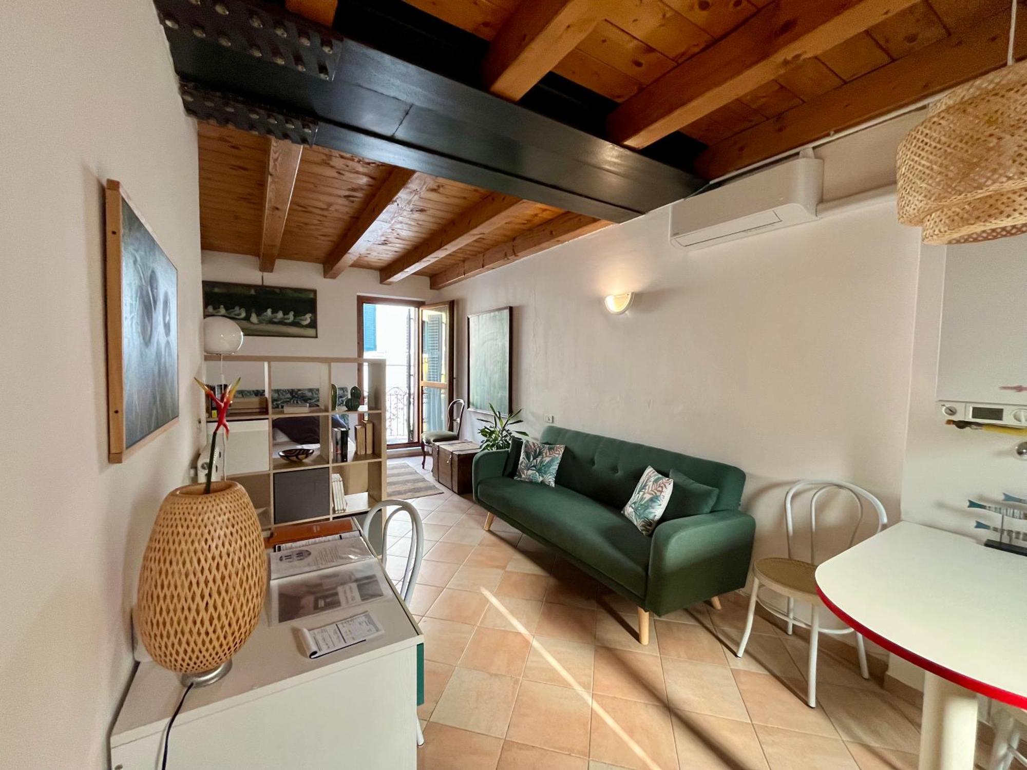 Bright, Cozy In The Heart Of Apartment *