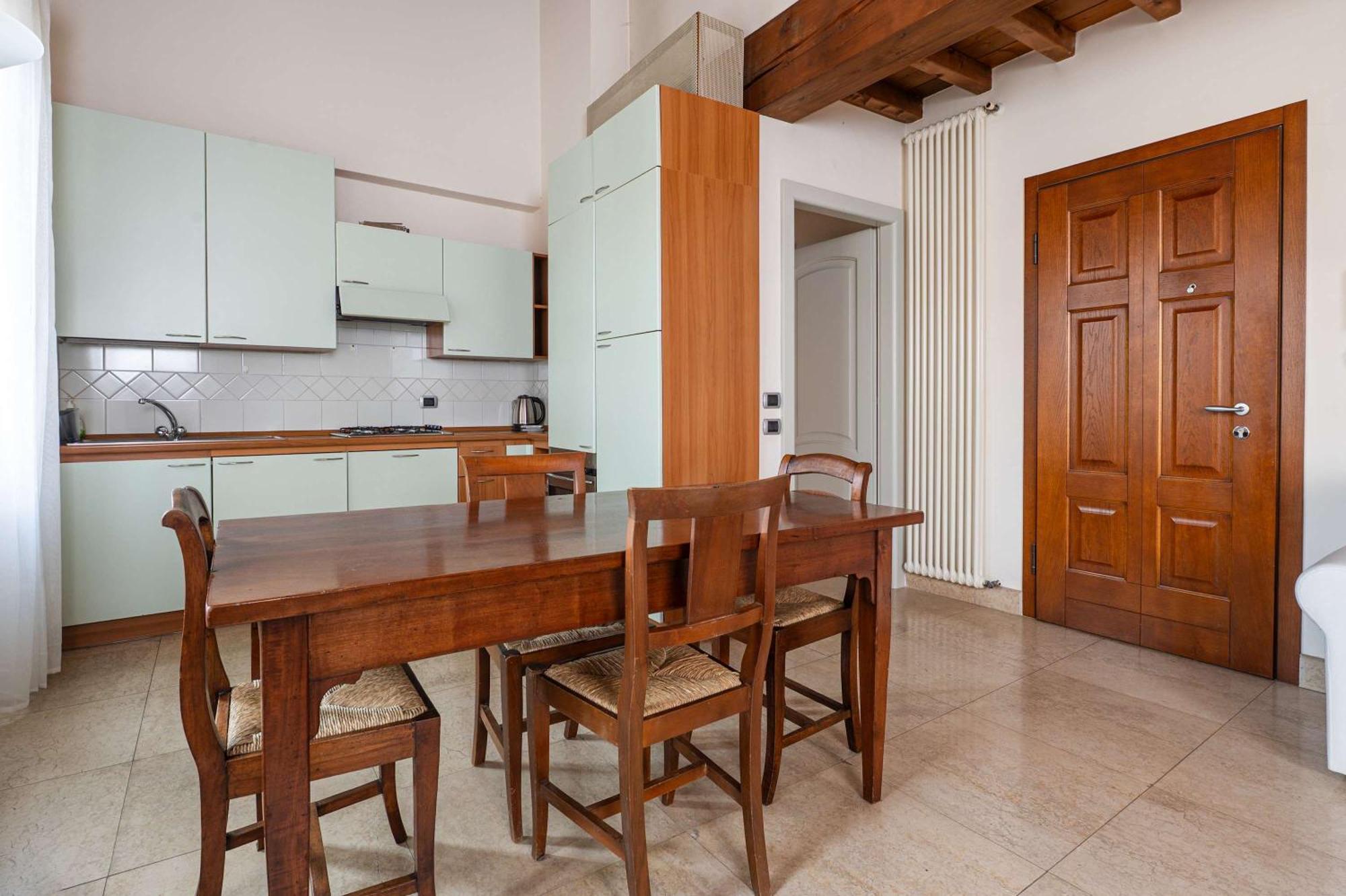 Cozy Flat With Large Balcony Few Steps From Arena * Verona
