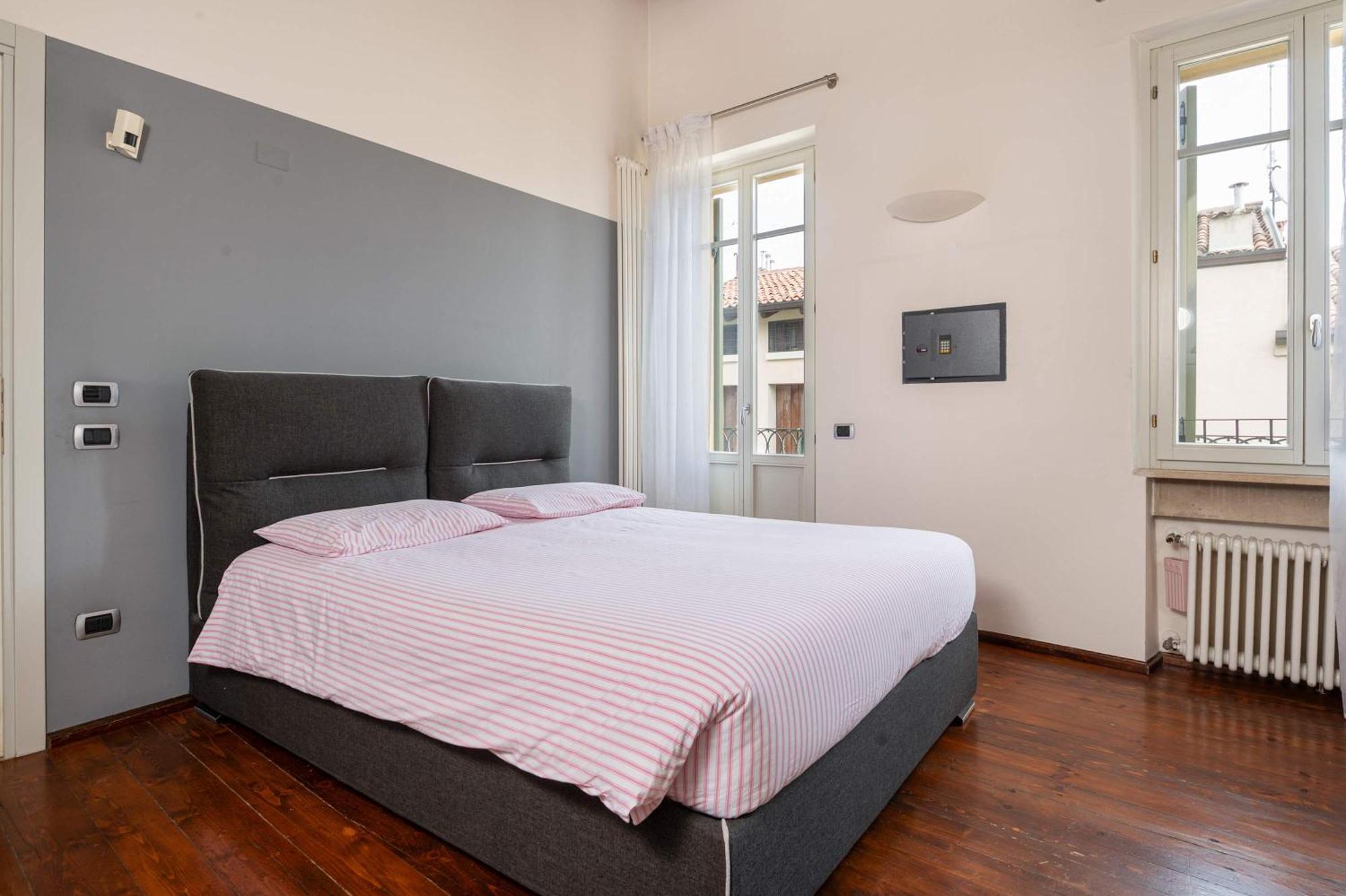 Apartamento Cozy Flat With Large Balcony Few Steps From Arena Verona