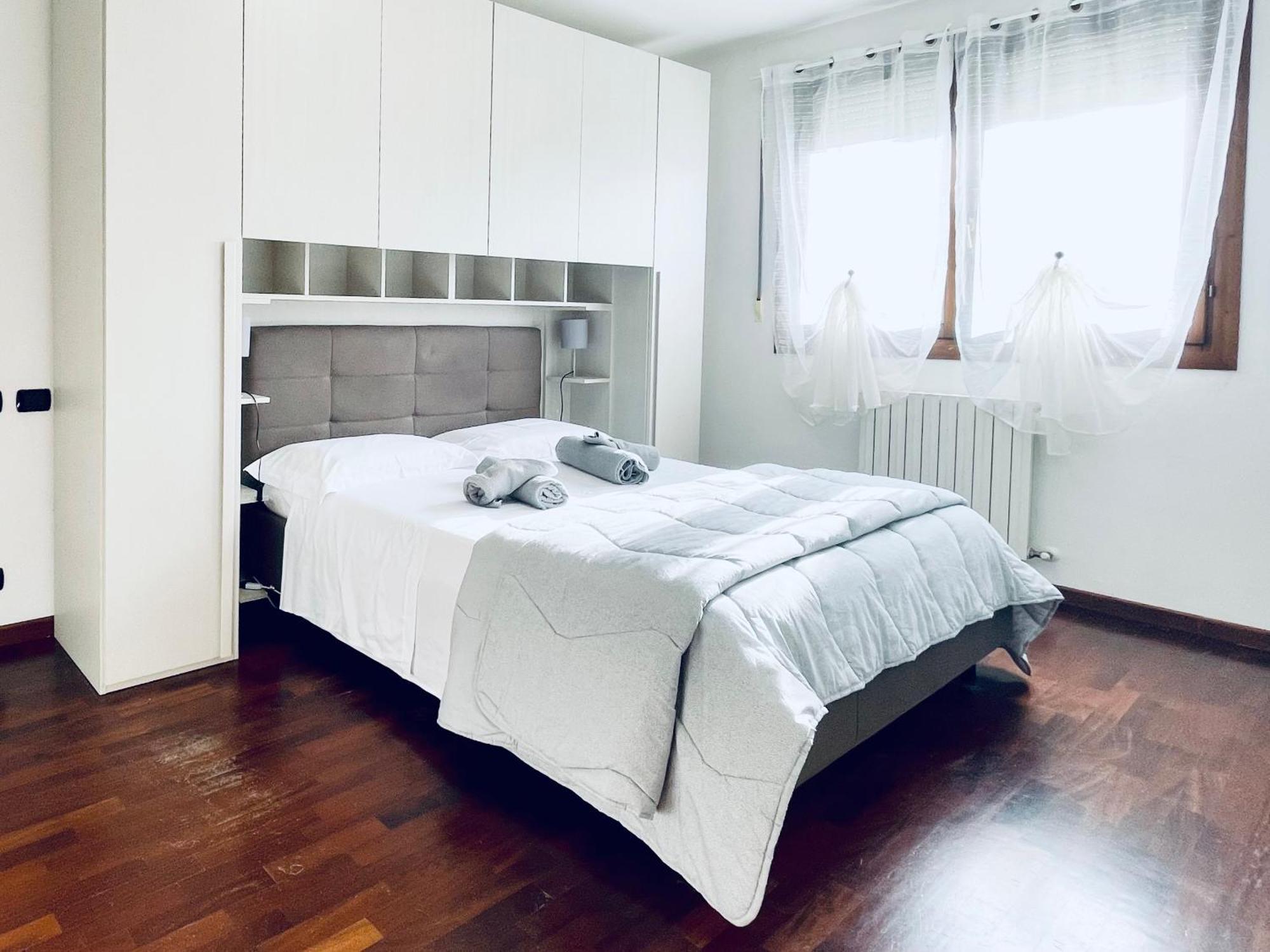 Unicumhouse Policlinico-children Museum-fiera Appartement *