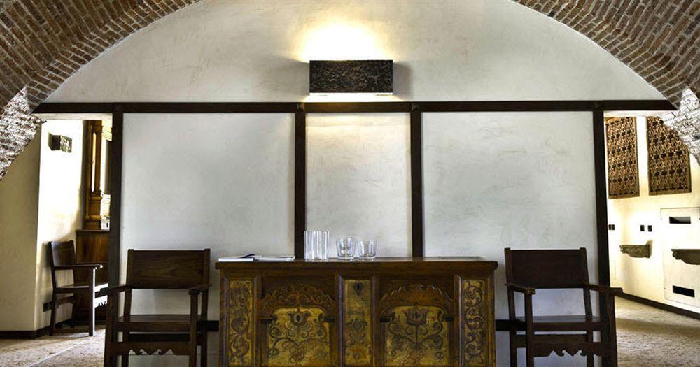 Nhà ở miền quê Delser Manor House