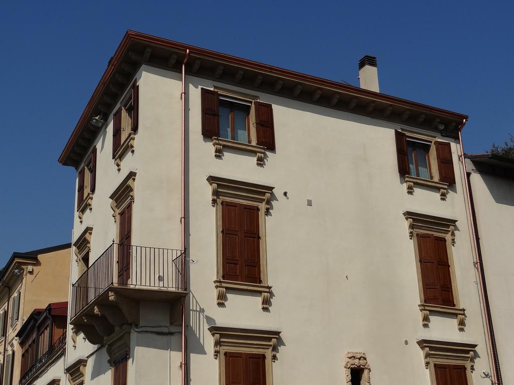 Apartment Theater Luxury Verona