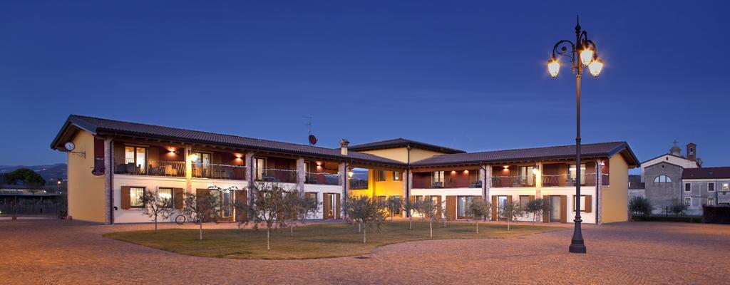 Farm stay Corte San Felice Verona