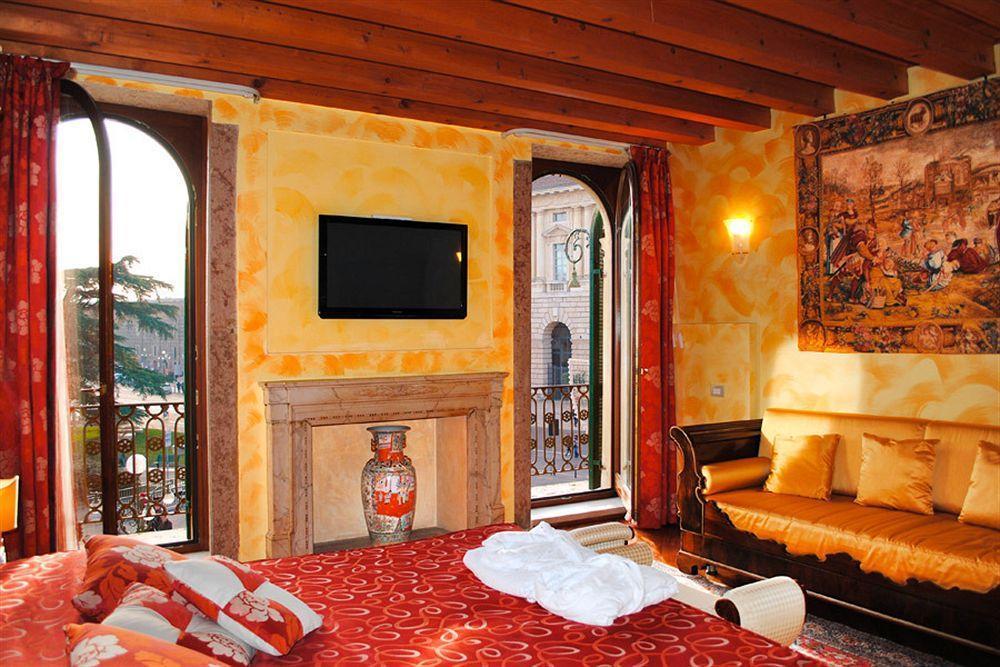 Centre And Guest house Verona