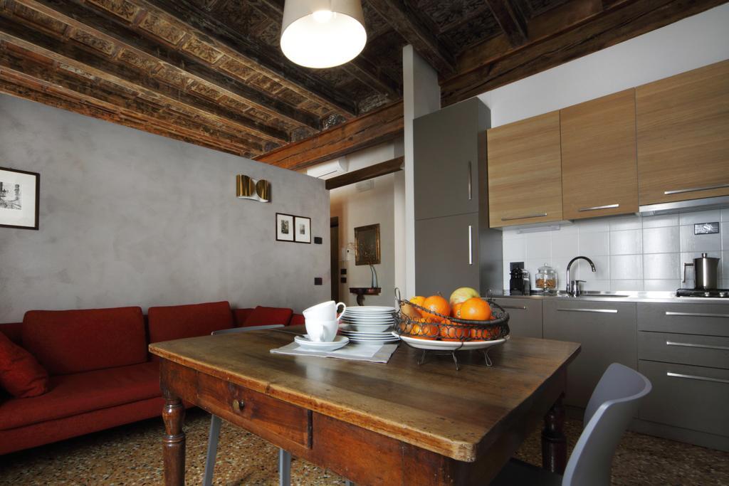 Residenza Roccamaggiore Apartment *