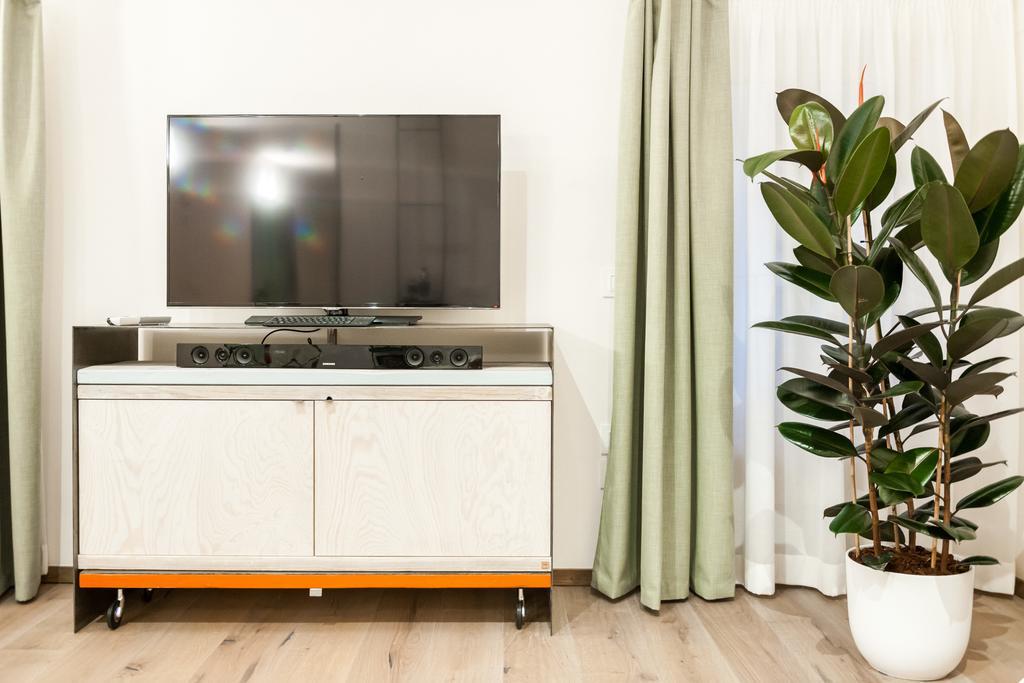 Verona Suites *