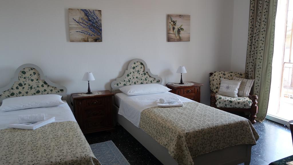 Bed & Breakfast Compass