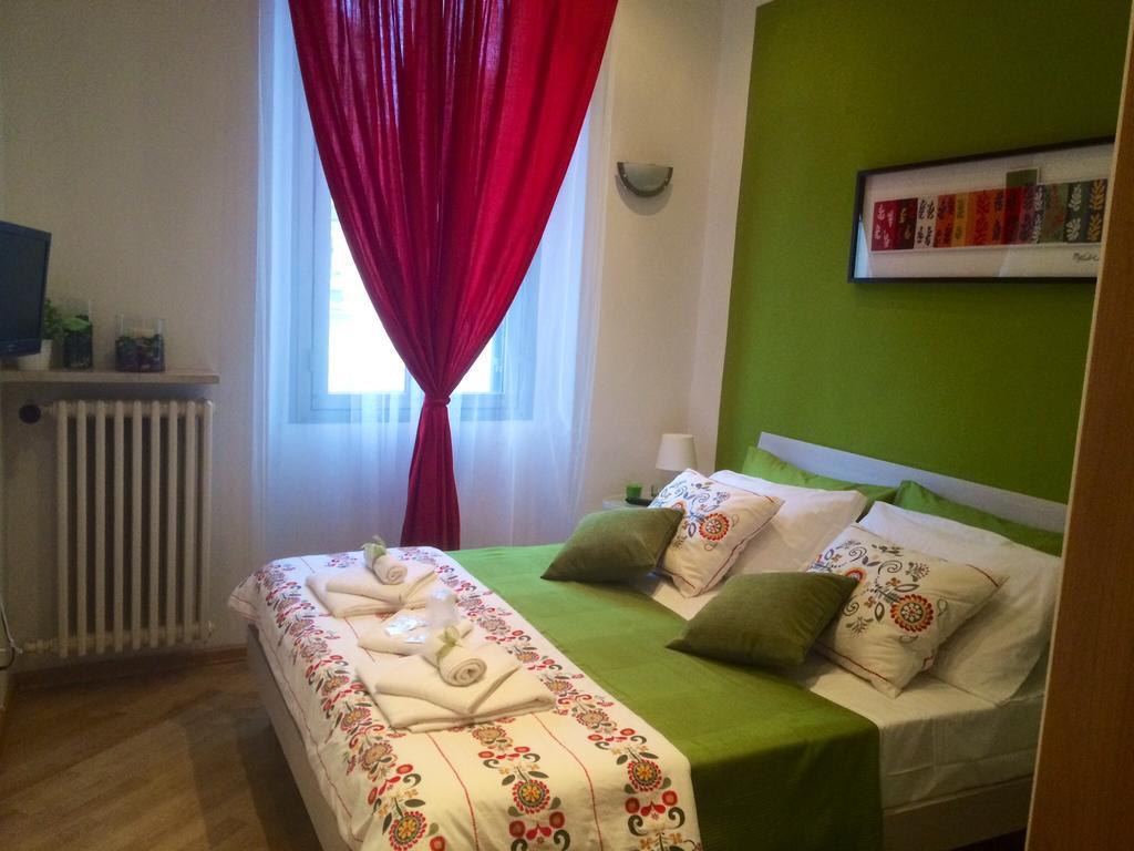 Mela Bed & Breakfast