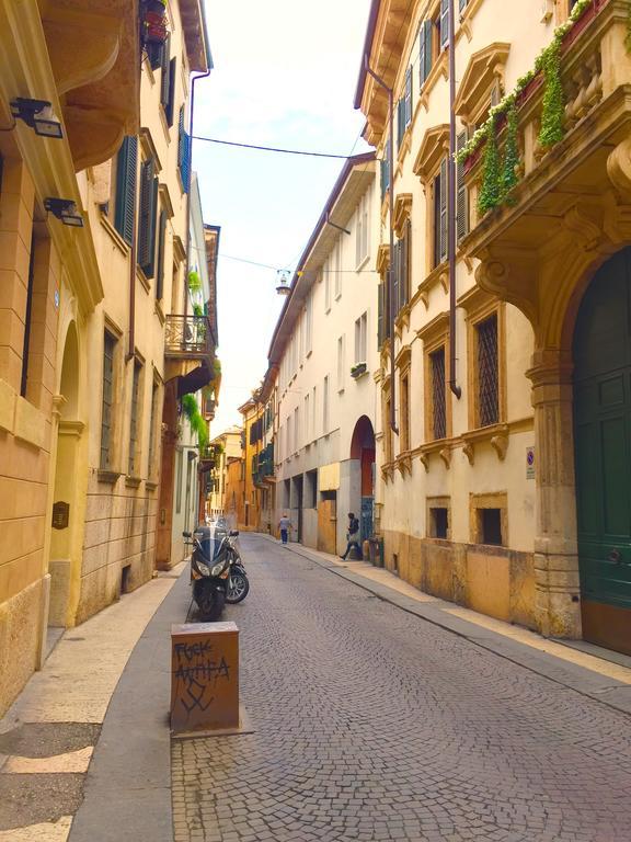 Apartment Writer's Verona