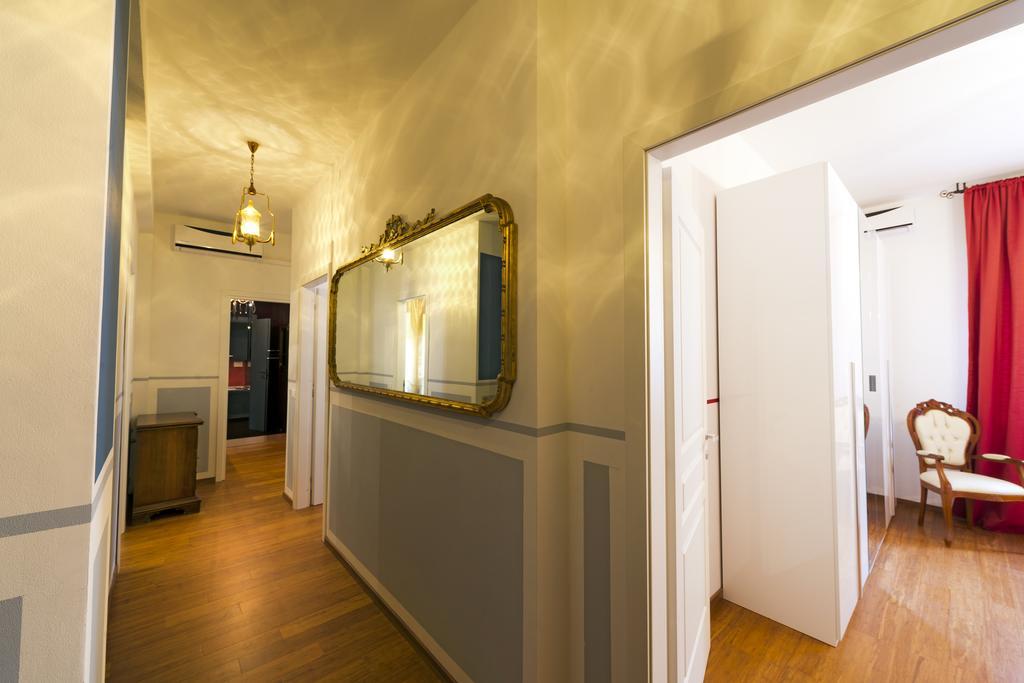 Apartment Centre *