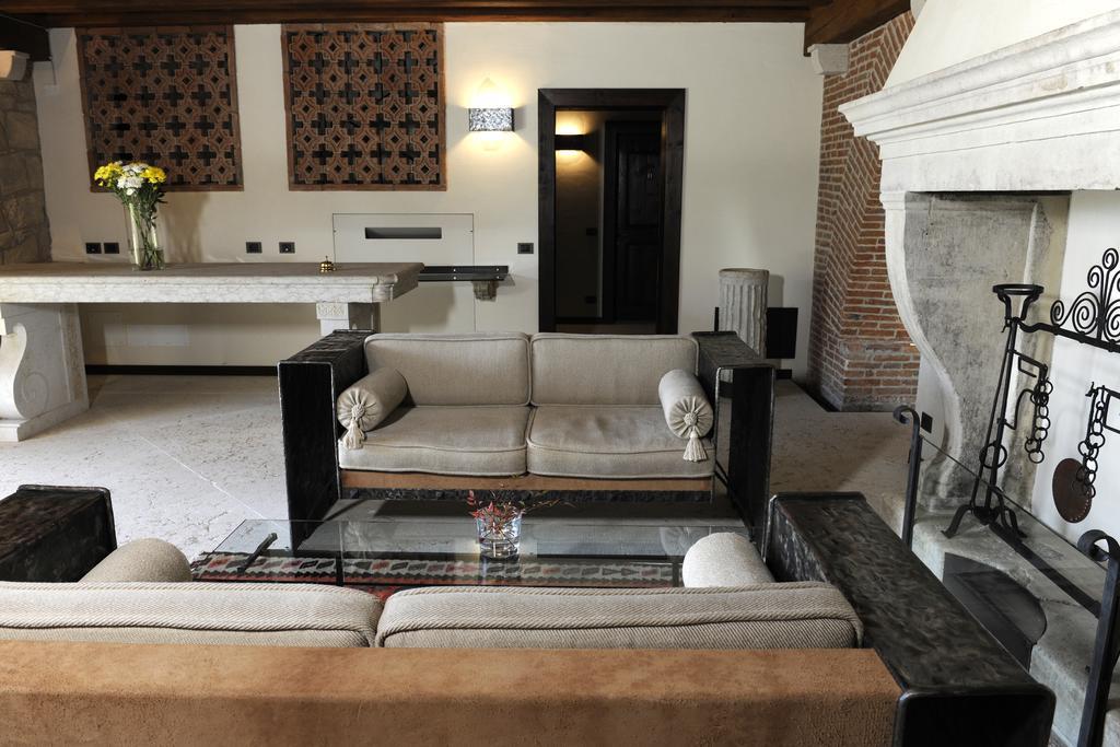 Maalaistalot Delser Manor House