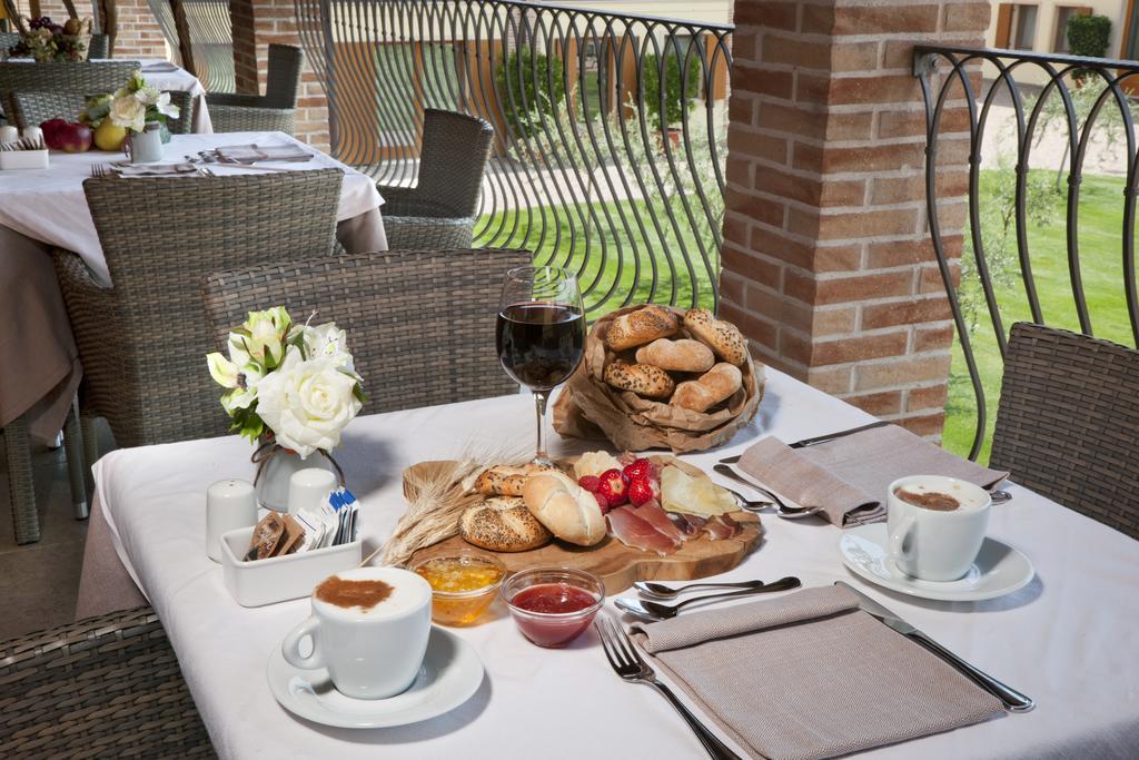 Farm stay Corte San Felice *