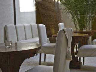 Nhà ở miền quê Delser Manor House