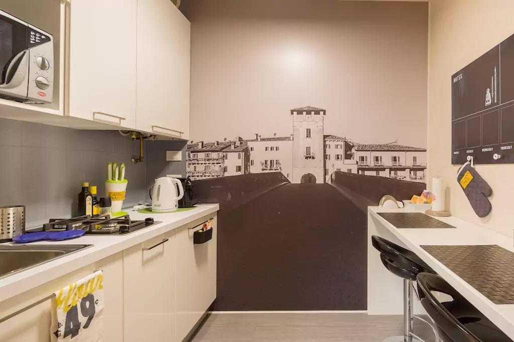 Stone Bridge Apartment