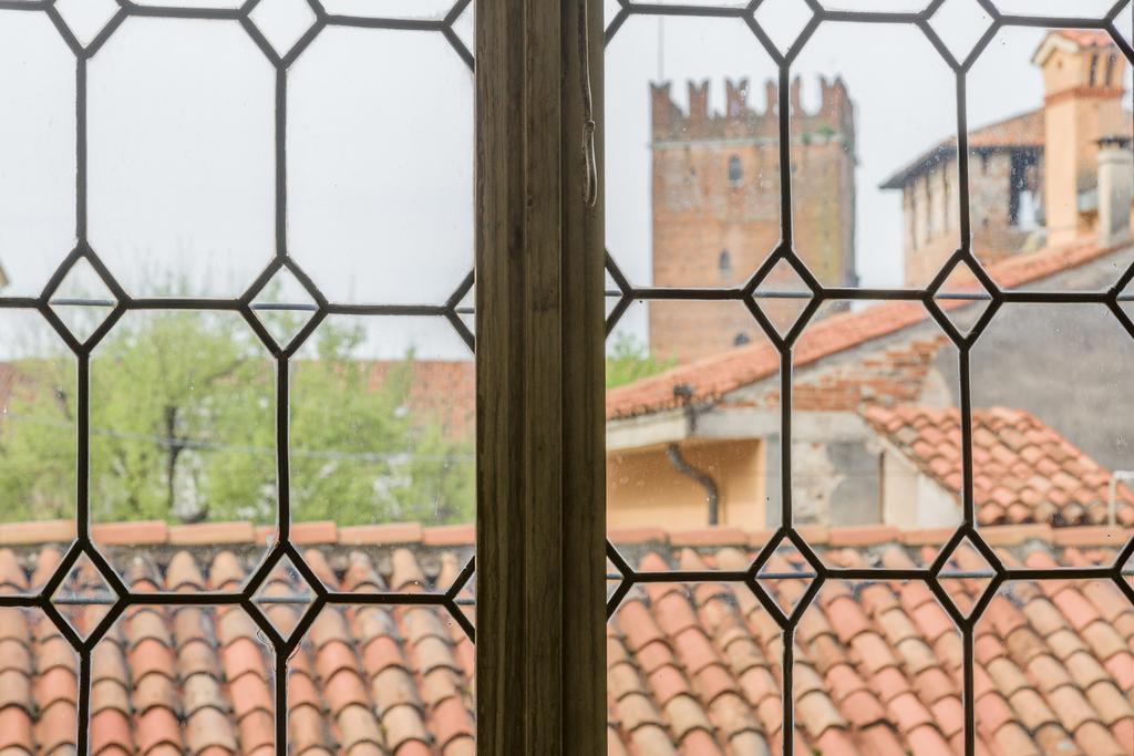 Canossa Apartment