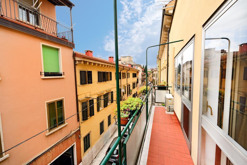 Apartment Centre