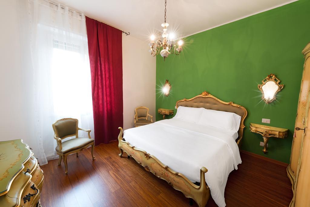 Apartment Centre *