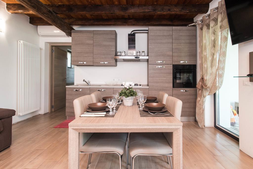 Broglia House