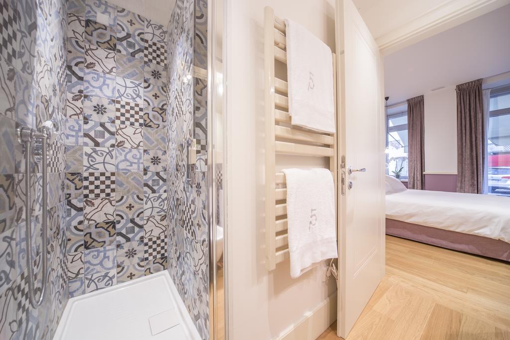 Cinque Guest house