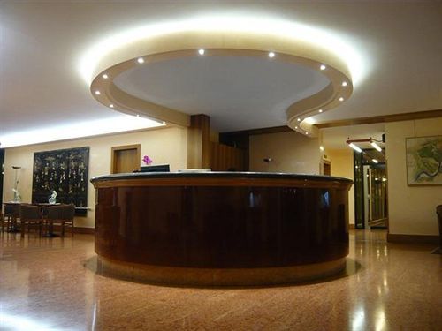 All'adige Aparthotel 2*