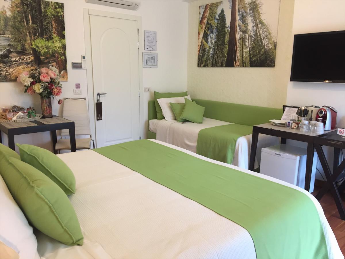Residenza Fontana Del Ferro Guest house 2*