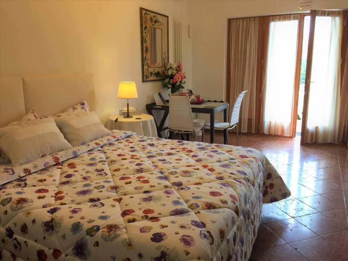 Residenza Fontana Del Ferro Guest house 2*
