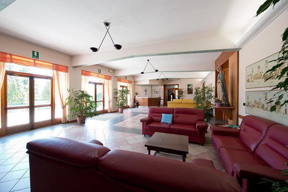 Hotel Centro Carraro Fondazione Di Religione
