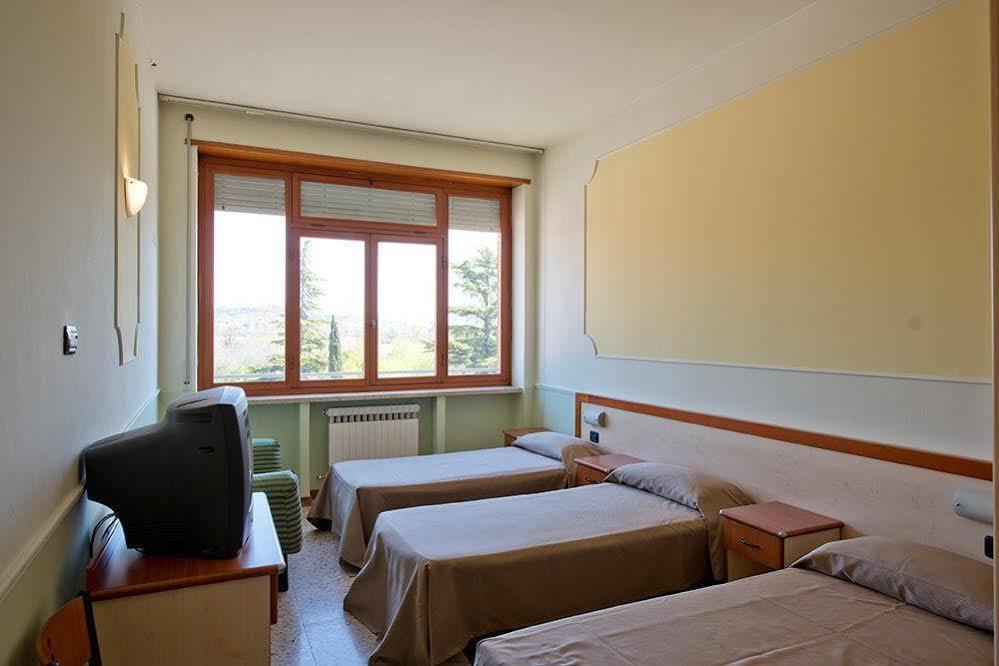 Centro Carraro Fondazione Di Religione Hotel *