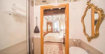 Affittacamere Corte Realdi Boutique 3*