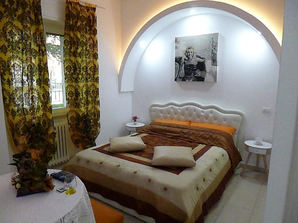 Casa de hóspedes Monaco *