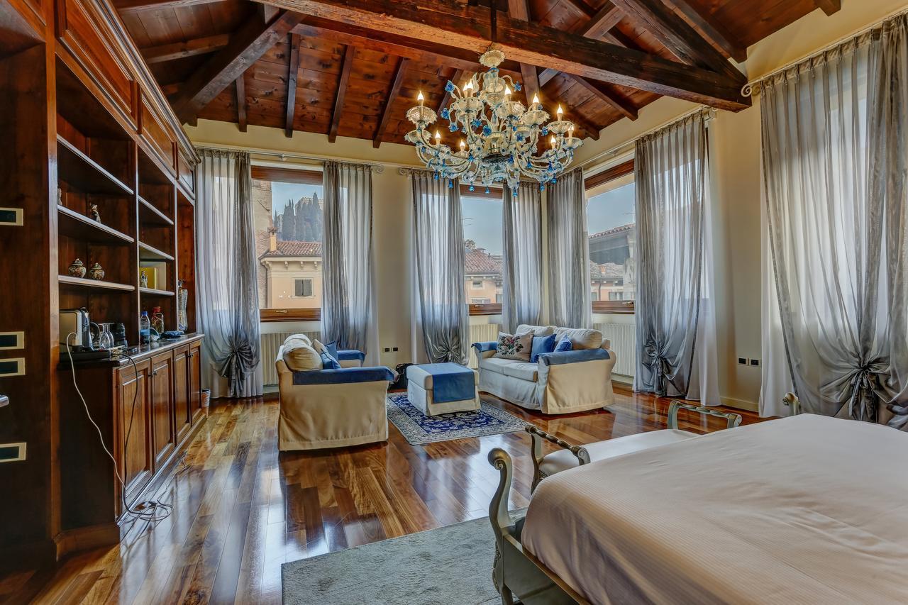 Relais Ponte Pietra Aamiaismajoitus 2*