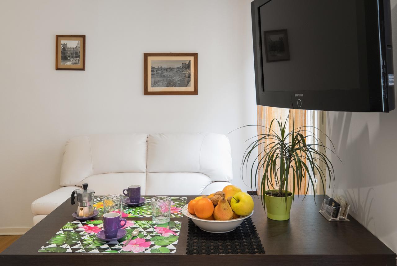 Flats4rent Dimora Arena Apartment *