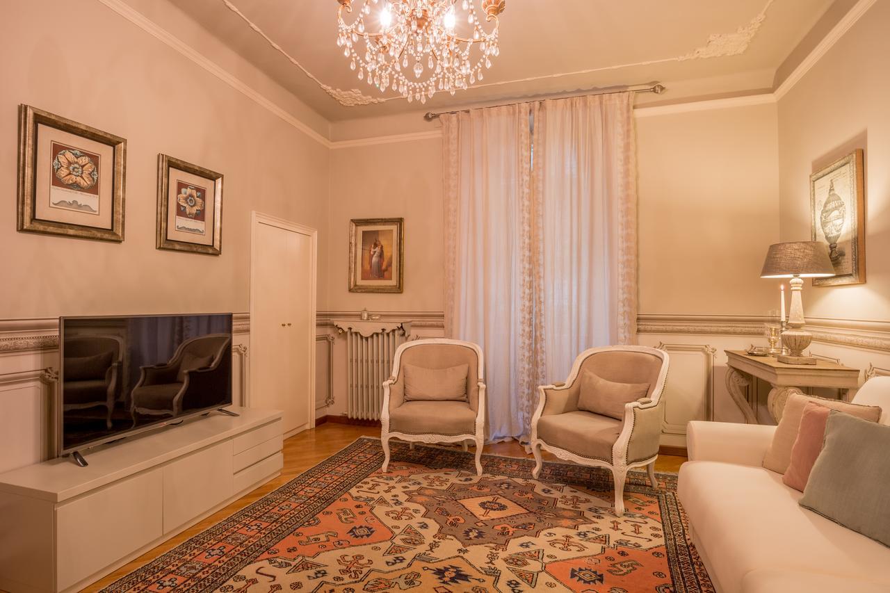 Domus - Incantevole Residenza Difronte A Casa Giulietta Căn hộ Verona