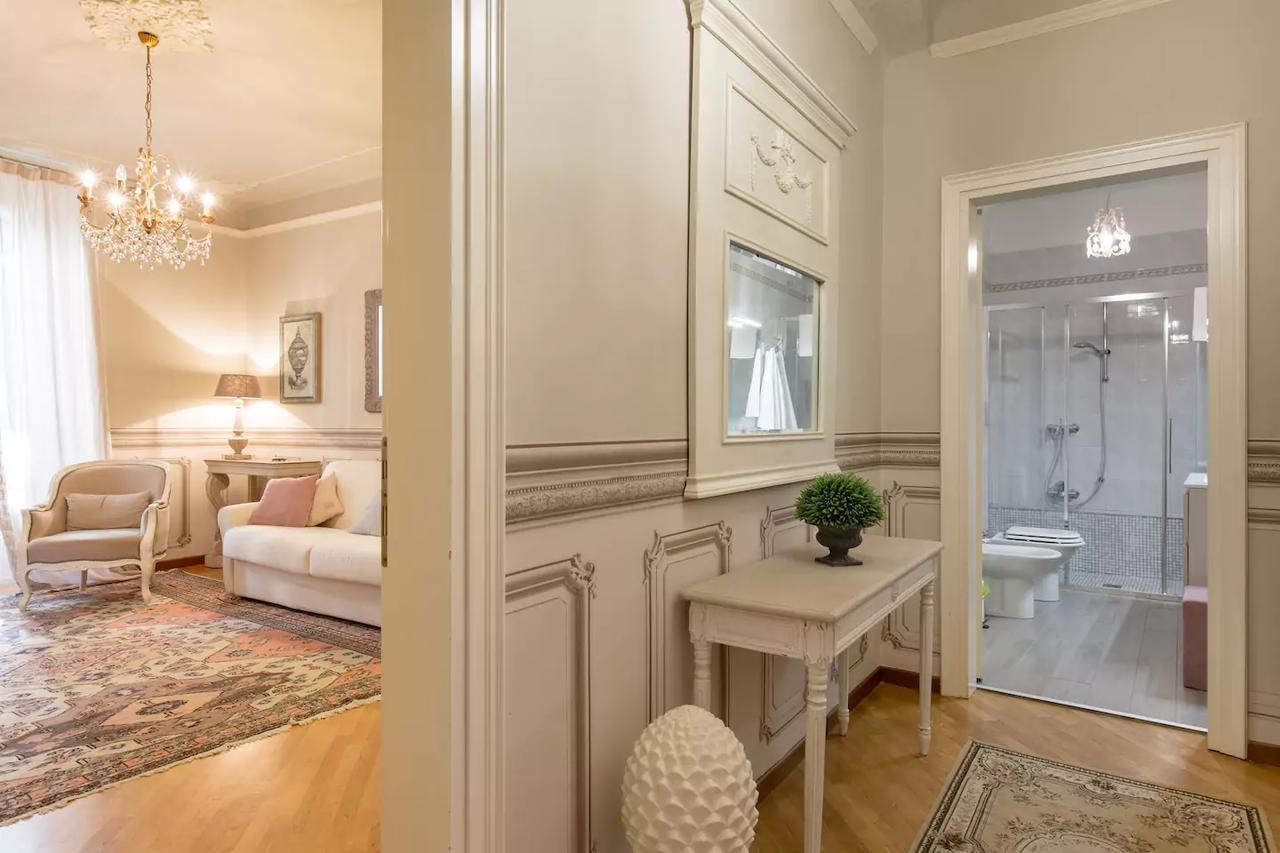 Domus - Incantevole Residenza Difronte A Casa Giulietta Huoneisto Verona